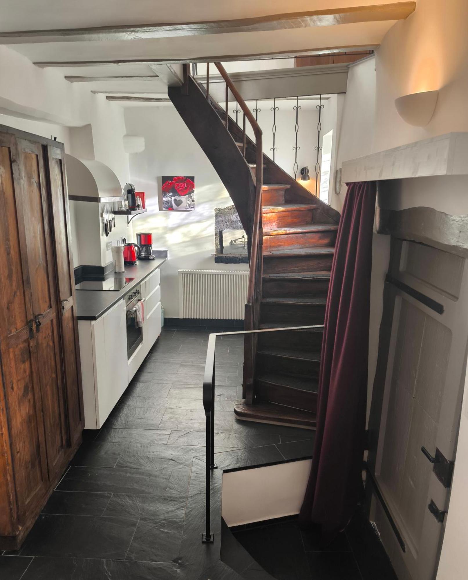 Moselperle- Urlaub Im Historischen Fachwerkhaeuschen Apartman Bullay Kültér fotó